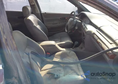 1994 Chrysler Concorde из США, поврежденный, VIN 2C3EL56F4RH187553